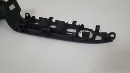 MOLDURA BOTÃO DIANTEIRO ESQUERDO HYUNDAI I30 2007 A 2012