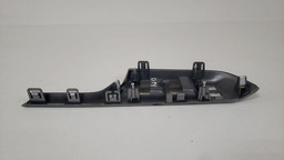 MOLDURA BOTÃO DIANTEIRO ESQUERDO HONDA CITY 2015 A 2021