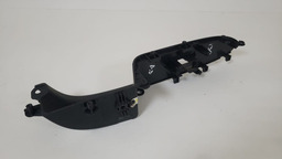 MOLDURA BOTÃO DIANTEIRO DIREITO HYUNDAI I30 2007 A 2012