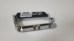 MOLDURA PUXADOR INTERNO DIANTEIRO D GM CAPTIVA 2008 A 2015 CINZA