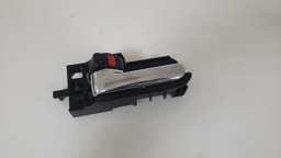 MAÇANETA PORTA INTERNA TRASEIRO E TOYOTA HILUX 2005 A 2015 TRASEIRA