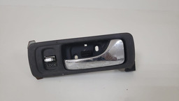 PUXADOR PORTA DIANTEIRA DIREITA HONDA LEGEND 1998 1999