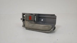 PUXADOR PORTA TRASEIRA ESQUERDA TOYOTA COROLLA 2003 A 2008