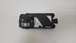 MAÇANETA INTERNA DIANTEIRA DIREITA FIAT TIPO 1993 A 1997