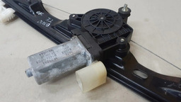 MÁQUINA VIDRO TRASEIRA ESQUERDA BMW 320I 2016