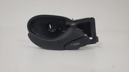 MAÇANETA INTERNA DIANTEIRA DIREITA FORD FOCUS 2001 A 2007