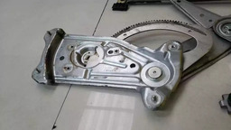 MAQUINA VIDRO DIANTEIRO ESQUERDO RENAULT FLUENCE 2011-2015