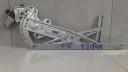 MAQUINA VIDRO DIANTEIRA DIREITA NISSAN VERSA 2019