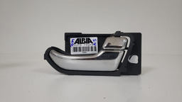 MAÇANETA INTERNA DIANTEIRA DIREITA GM S10 2013 A 2016