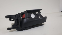 MAÇANETA INTERNA TRASEIRA ESQUERDA HONDA CITY 2009 A 2013