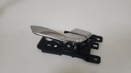 MAÇANETA INTERNA DIANTEIRA DIREITA HYUNDAI AZERA 2012 A 2016