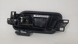 MAÇANETA INTERNA DIANTEIRA DIREITA VW AMAROK 2010 A 2018