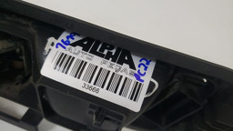 MAÇANETA INTERNA DIANTEIRA DIREITA VW AMAROK 2010 A 2018