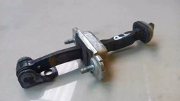 LIMITADOR PORTA TRASEIRO LADO DIREITO GM ONIX 1.4 2013 2014