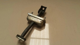 LIMITADOR PORTA TRASEIRA ESQUERDA FORD FOCUS 2008 A 2012