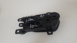 MAÇANETA INTERNA TRASEIRA DIREITA HYUNDAI SANTA FE 2014 2015