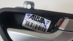 MAÇANETA INTERNA TRASEIRA DIREITA HYUNDAI SANTA FE 2014 2015