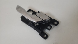 MAÇANETA INTERNA DIANTEIRA DIREITA HYUNDAI AZERA 2012 A 2016