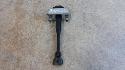 LIMITADOR PORTA DIANTEIRA ESQUERDA FORD ECOSPORT 2020