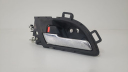 MAÇANETA INTERNA TRASEIRA ESQUERDA HONDA CRV 2008 A 2012