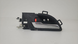 MAÇANETA INTERNA TRASEIRA ESQUERDA HONDA CRV 2008 A 2012