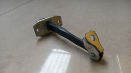 LIMITADOR PORTA TRASEIRO ESQUERDO NISSAN KICKS 2018 2019