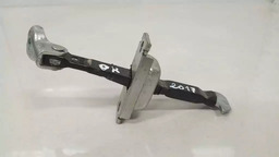 LIMITADOR PORTA TRASEIRA ESQUERDA TOYOTA HILUX 2017