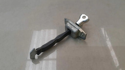 LIMITADOR PORTA TRASEIRA DIREITA TOYOTA COROLLA 2017