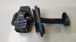 LIMITADOR PORTA TRASEIRO DIREITO BMW 320I 2012 A 2013 (1)