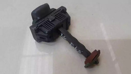 LIMITADOR PORTA DIANTEIRA ESQUERDA BMW X6 XDRIVE 2010