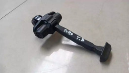 LIMITADOR PORTA TRASEIRA DIREITA FIAT TORO 2.0 DIESEL 2020