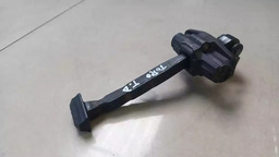 LIMITADOR PORTA TRASEIRA DIREITA FIAT TORO 2.0 DIESEL 2020