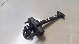 LIMITADOR PORTA DIANTEIRA ESQUERDO FIAT TORO 2.0 DIESEL 2020