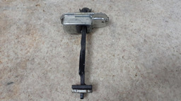 LIMITADOR PORTA TRASEIRA ESQUERDA HYUNDAI AZERA 2012 A 2013