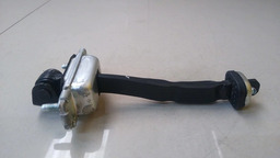 LIMITADOR PORTA DIANTEIRO ESQUERDO CHEVROLET ONIX 2014 2015