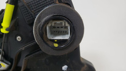 FECHADURA PORTA ELÉTRICA DIANTEIRA D TOYOTA HILUX 2005 2015