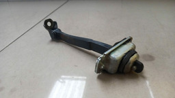 LIMITADOR PORTA DIANTEIRA ESQUERDO GM CAPTIVA 2009 2010