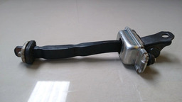 LIMITADOR PORTA DIANTEIRA ESQUERDA GM PRISMA 2013 A 2016