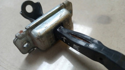 LIMITADOR PORTA TRASEIRA ESQUERDO HYUNDAI SONATA 2012 2013