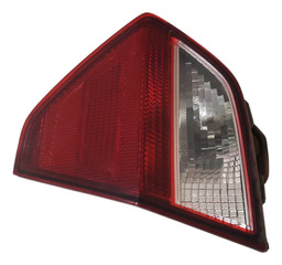 Lanterna Tampa Lado Direito Vw Voyage 2014 2015 Direito/passageiro Vermelho