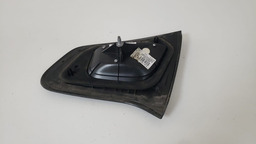 LANTERNA TAMPA LADO ESQUERDO CITROEN C3 2013 A 2019 ESQUERDO/MOTORISTA VERMELHO