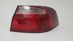 LANTERNA DIREITA VW VOYAGE 2014 2015 DIREITO/PASSAGEIRO VERMELHO