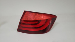 LANTERNA DIREITA BMW 535I 2014 2015 DIREITO/PASSAGEIRO VERMELHO