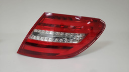 LANTERNA TRASE DIREI MERCEDES CLASSE C 180 200 250 63  12/14