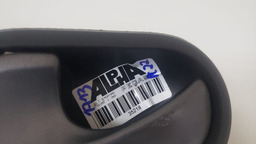 MAÇANETA INTERNA DIANTEIRA E RENAULT SANDERO 2007 A 2014 CINZA-ESCURO