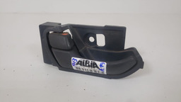 MAÇANETA INTERNA TRASEIRA ESQUERDA GM S10 2013 A 2016 PRETO