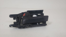 MAÇANETA INTERNA DIANTEIRA ESQUERDA HONDA CITY 2009 A 2014 PRETO