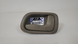 MAÇANETA INTERNA DIANTEIRA DIREITA TOYOTA COROLLA 1998 2002 MARROM-CLARO