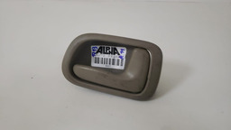 MAÇANETA INTERNA DIANTEIRA DIREITA TOYOTA COROLLA 1998 2002 MARROM-CLARO