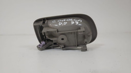 MAÇANETA INTERNA DIANTEIRA DIREITA TOYOTA COROLLA 1998 2002 MARROM-CLARO